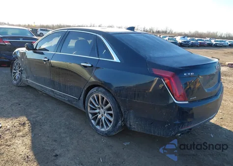 2017 Cadillac Ct6 Premium Luxury z USA, uszkodzony, nr VIN 1G6KF5RS2HU177522